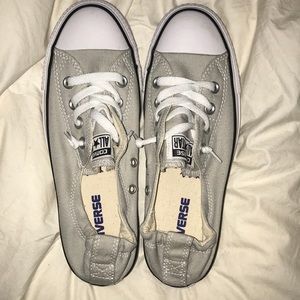 Grey converse